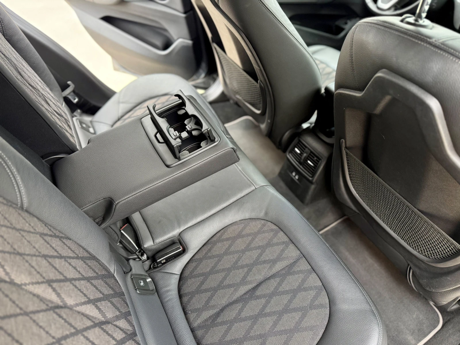 BMW X1 xDrive 18d/18000km, снимка 9 - Автомобили и джипове - 56319665