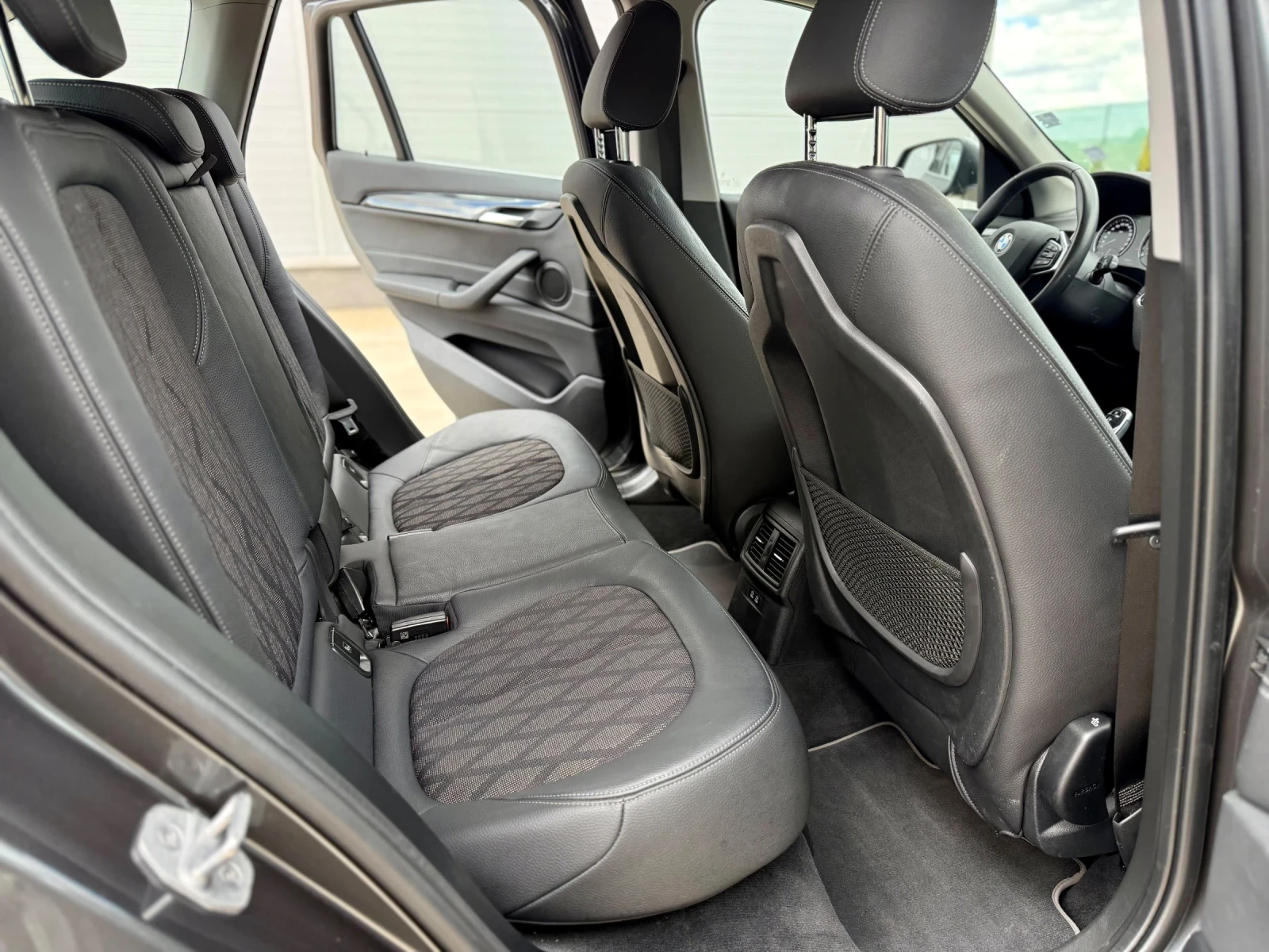 BMW X1 xDrive 18d/18000km, снимка 10 - Автомобили и джипове - 56319665