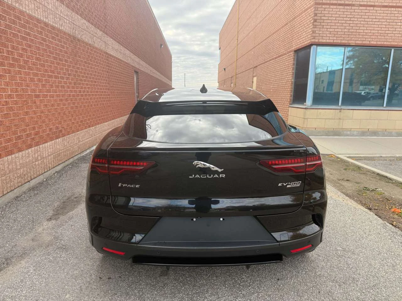 Jaguar I-Pace FIRST EDITION, снимка 10 - Автомобили и джипове - 56528144