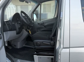 Mercedes-Benz Sprinter 319, снимка 7