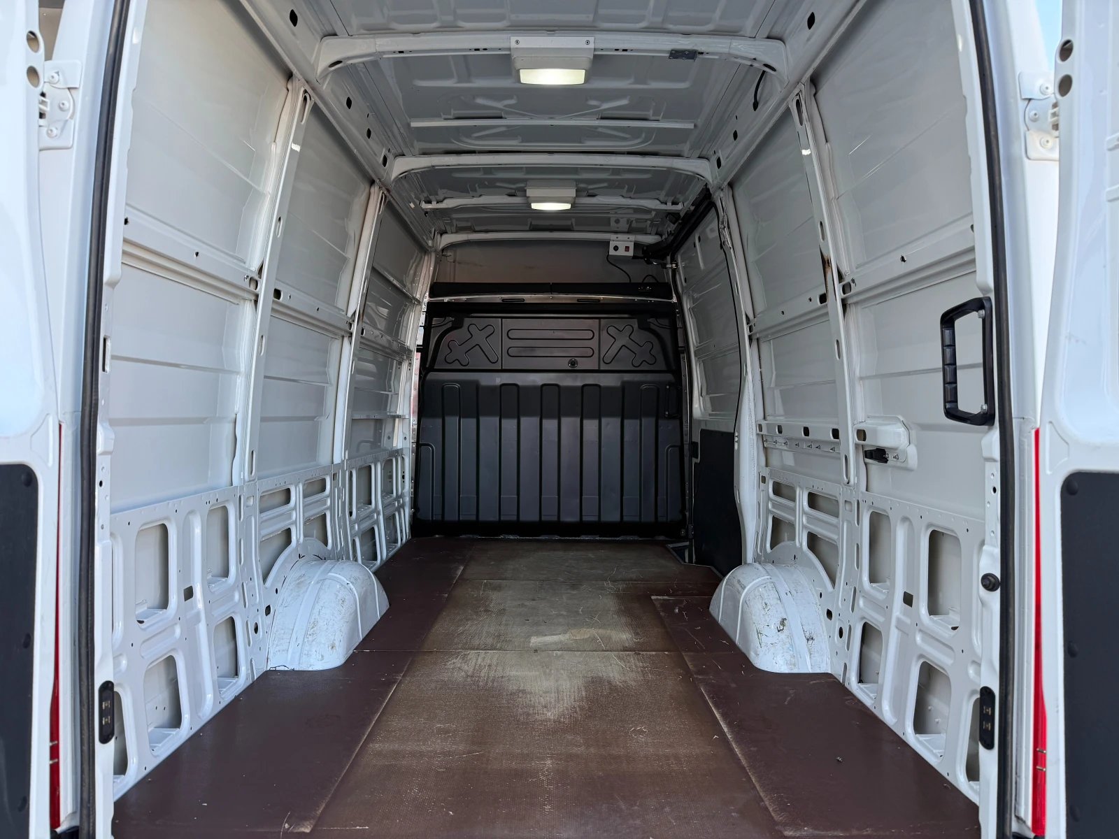 Iveco Daily 35S13-12 КУБ., снимка 9 - Бусове и автобуси - 54121242