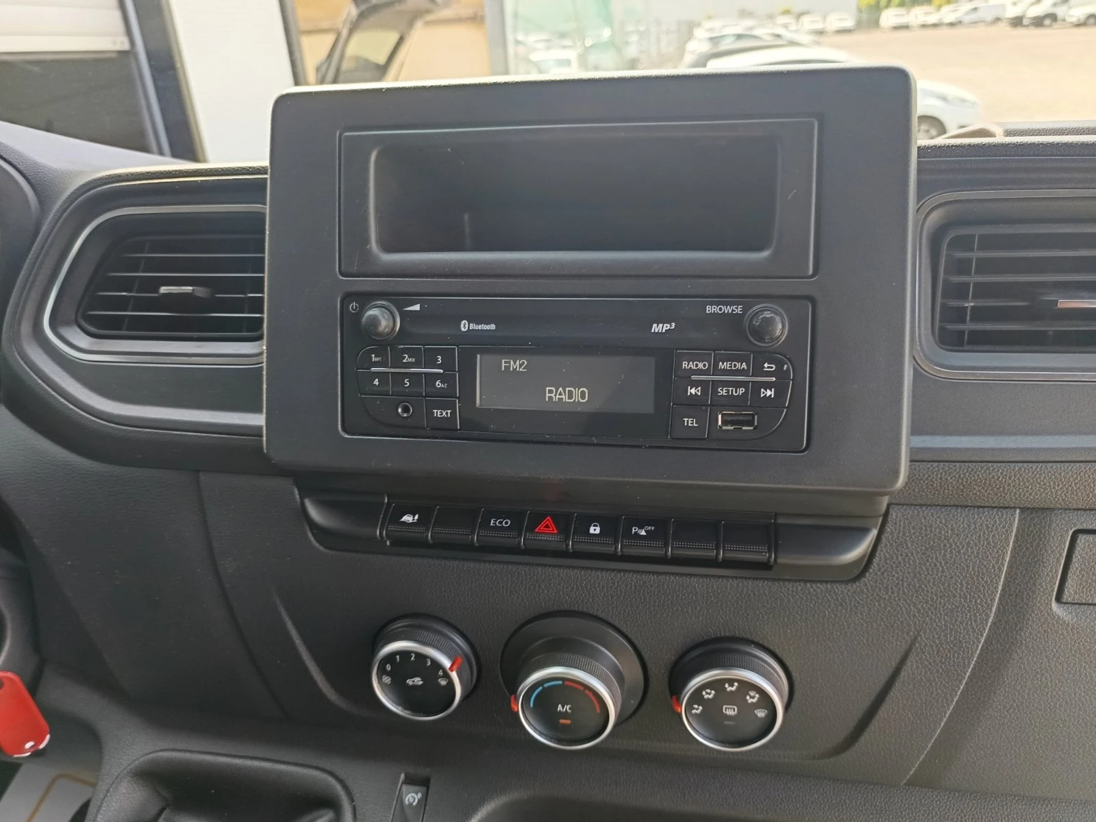 Renault Master 2.3dCi/136к.с./L2H2/ХЛАДИЛЕН, снимка 12 - Бусове и автобуси - 55786224