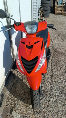 ������ Piaggio Zip