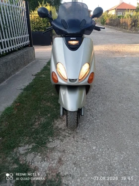 ������ Yamaha Majesty
