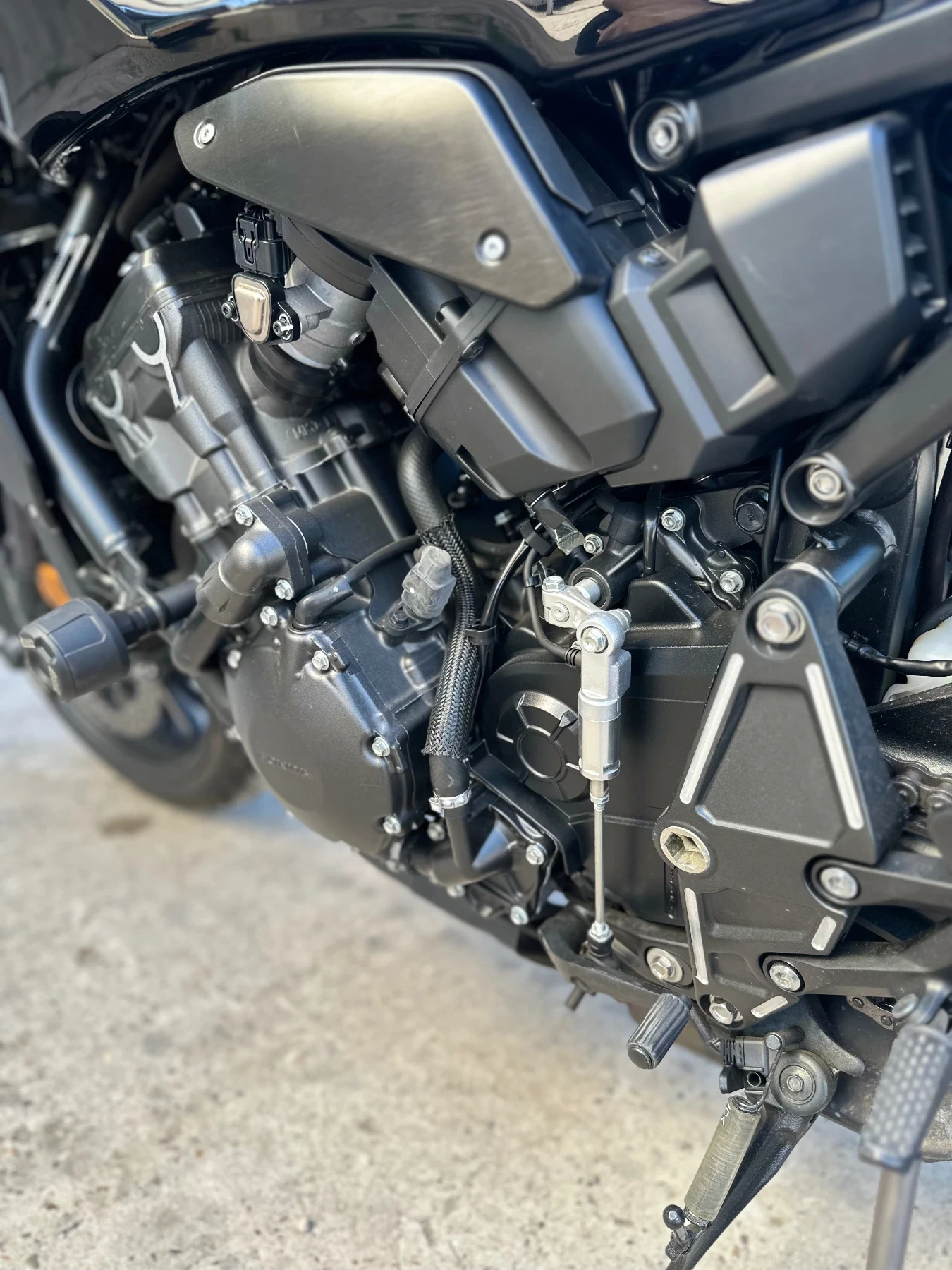 Honda Cb 1000 R Black Edition - изображение 10