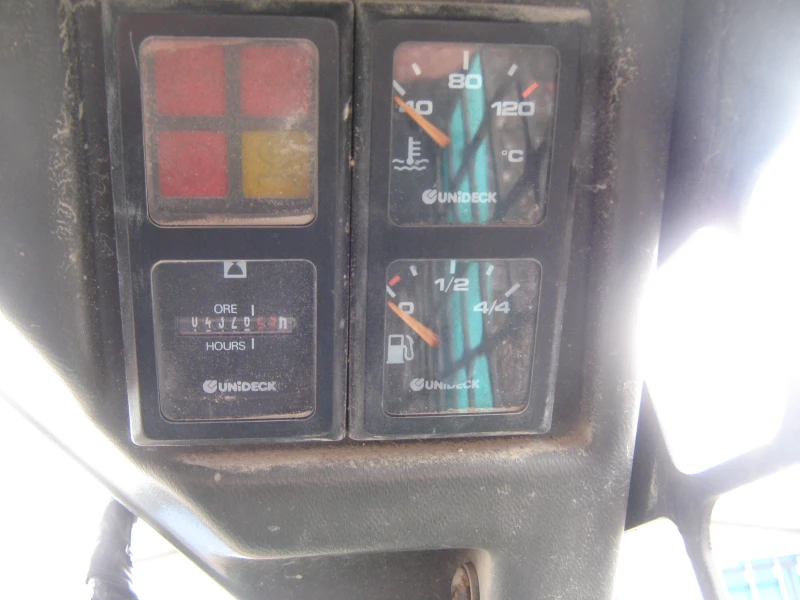 Мини челни товарачи Bobcat 322, снимка 6 - Индустриална техника - 52505237