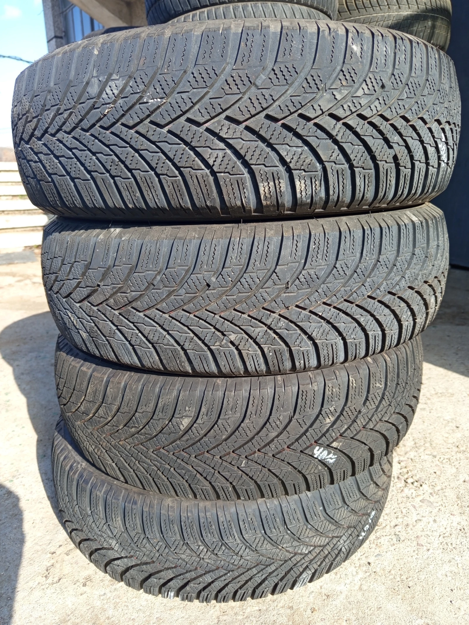 ���� 175/65R15 | Mobile.bg � ����������� 1