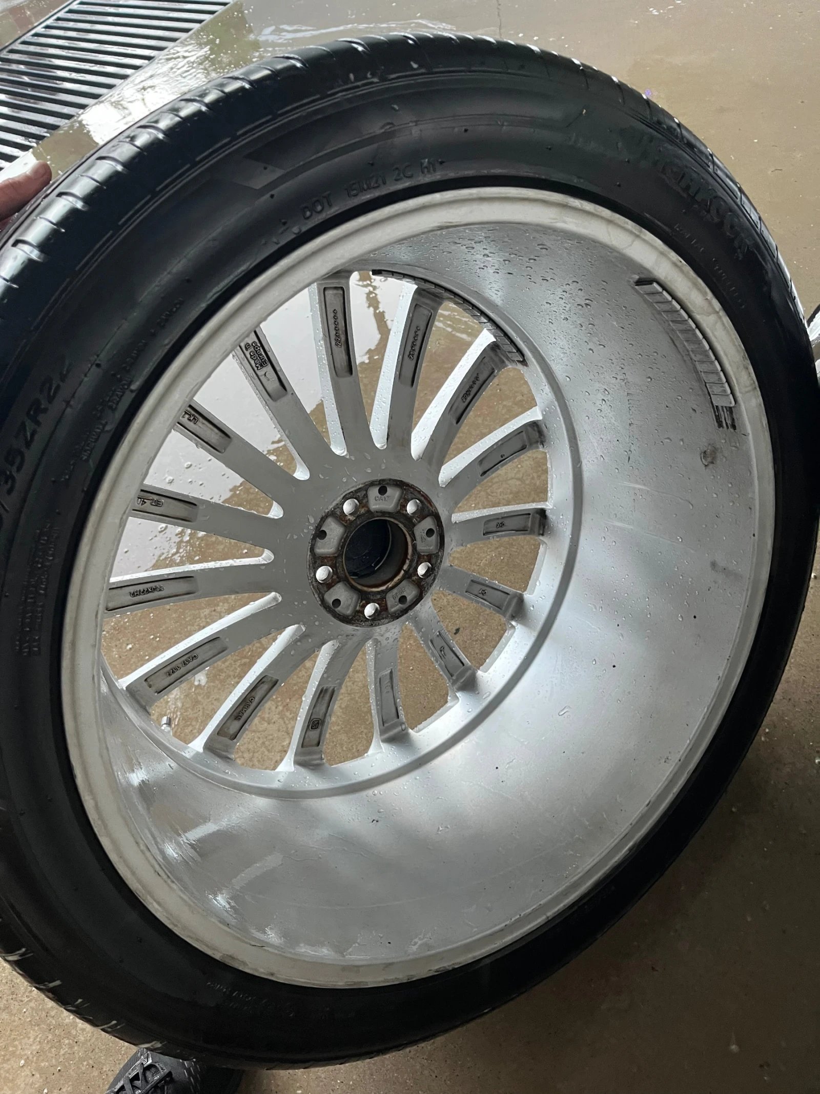 ���� � ������ 325/35R22 �� Mercedes-Benz GLE | Mobile.bg � ����������� 4