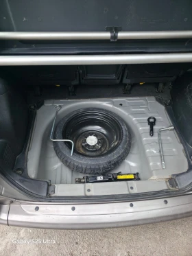 Toyota Yaris verso, снимка 12