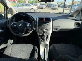 Toyota Auris 1.6, снимка 8