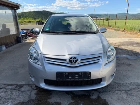 Toyota Auris 1.6, снимка 2
