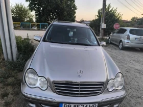 Mercedes-Benz 220, снимка 1