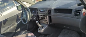 Toyota Corolla verso, снимка 12