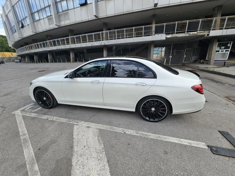 Mercedes-Benz E 350 AMG Пакет, снимка 5 - Автомобили и джипове - 47211137