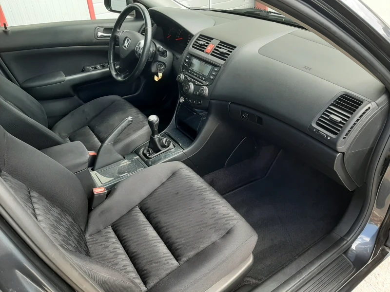 Honda Accord 2.4i GERMANY , снимка 12 - Автомобили и джипове - 47332985