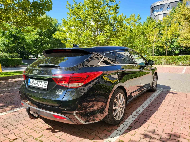 Hyundai I40 1.7 CRDI Aut., снимка 3 - Автомобили и джипове - 47402663