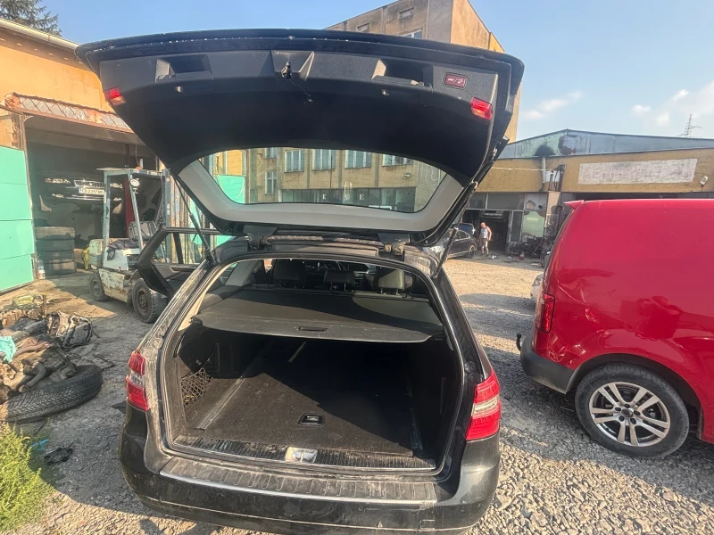 Mercedes-Benz E 250, снимка 5 - Автомобили и джипове - 47469183