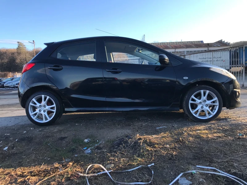 Mazda 2 1.3 I АВТОПИЛОТ, снимка 2 - Автомобили и джипове - 48672896