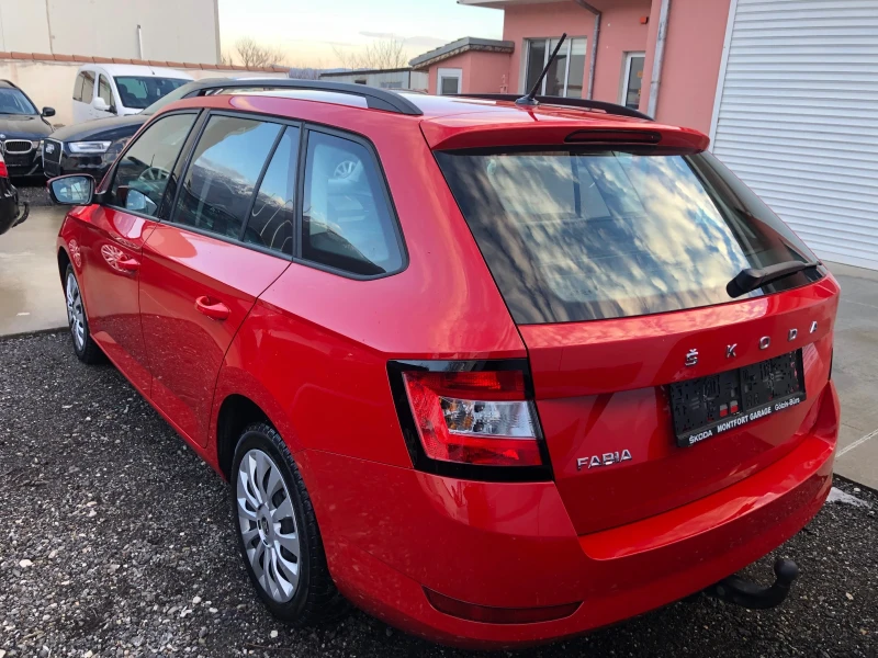 Skoda Fabia, снимка 10 - Автомобили и джипове - 48802050