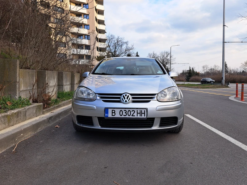 VW Golf 1.9 TDI, снимка 2 - Автомобили и джипове - 49449248