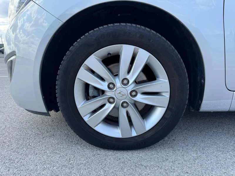 Hyundai Ix20 1.4 CRDI, снимка 15 - Автомобили и джипове - 51220041