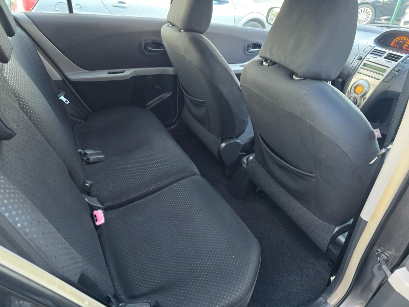 Toyota Yaris 1.4 D4D-Феислифт, 6скорости , снимка 10 - Автомобили и джипове - 52775828