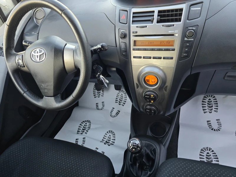 Toyota Yaris 1.4 D4D-Феислифт, 6скорости , снимка 7 - Автомобили и джипове - 52775828