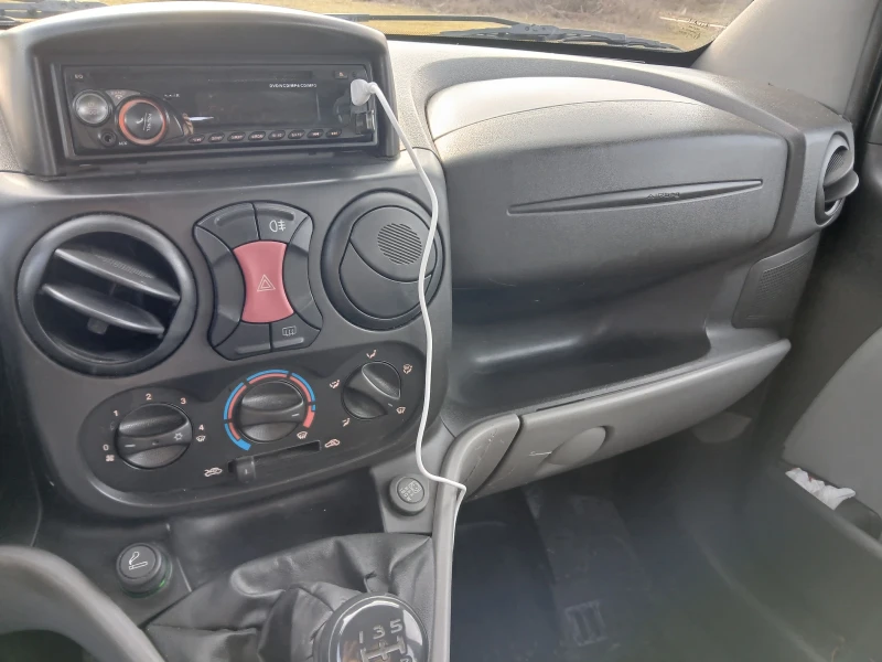 Fiat Doblo, снимка 10 - Автомобили и джипове - 53263100