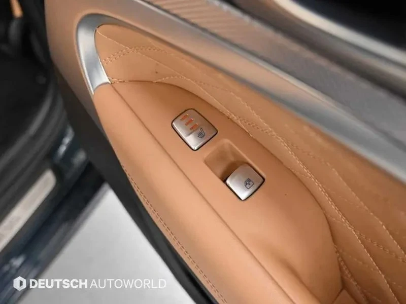 Genesis G70 2.0T Advanced, снимка 14 - Автомобили и джипове - 55038755