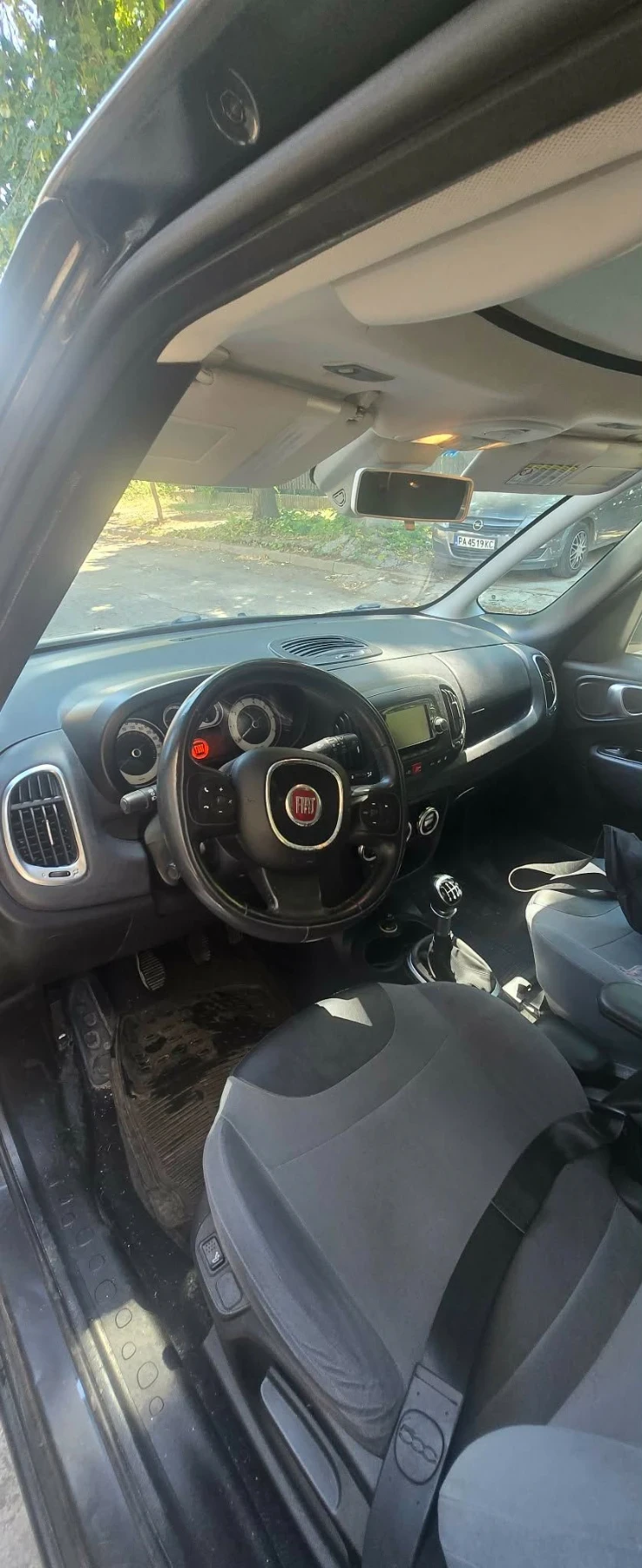 Fiat 500L, снимка 4 - Автомобили и джипове - 55585679