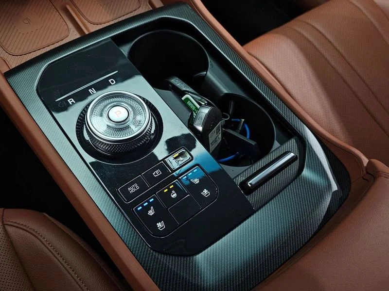 Kia K8 1.6 Automatic, снимка 9 - Автомобили и джипове - 55880398