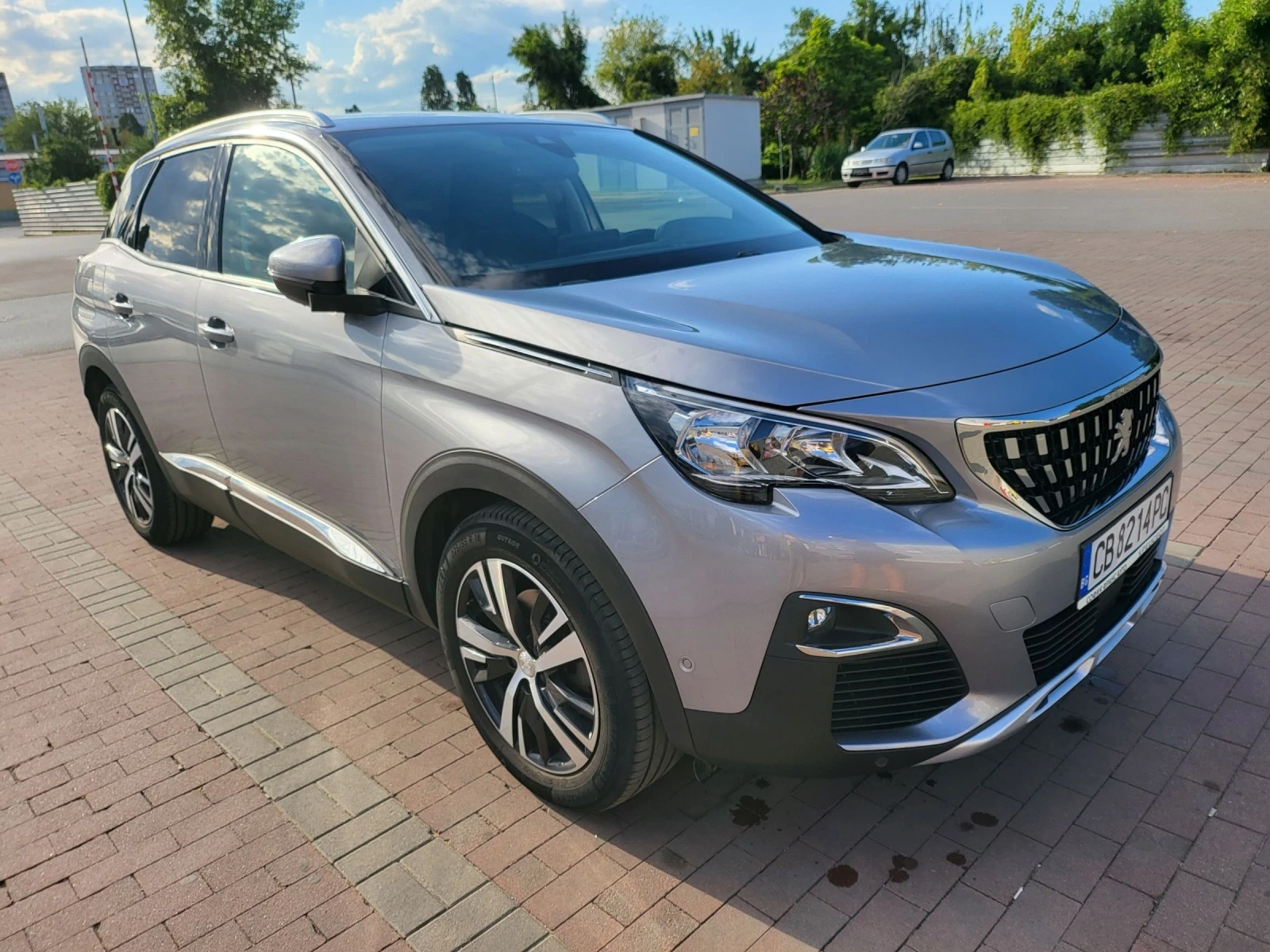 Peugeot 3008 1.2 NEW ALLURE PACK - изображение 2