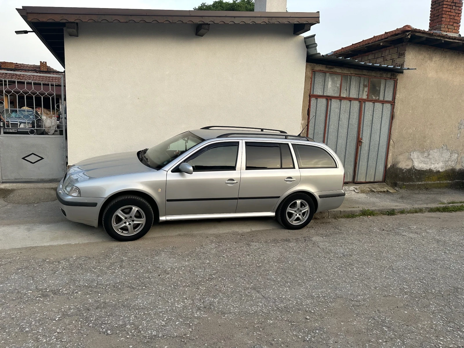 Skoda Octavia 1.9 - изображение 2