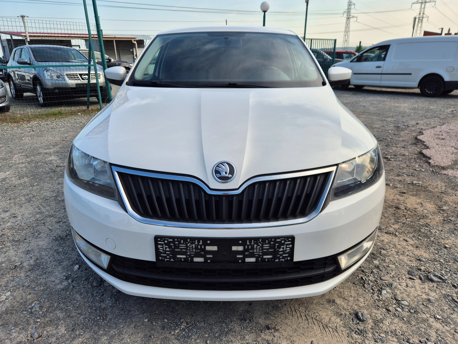 Skoda Rapid 1.6TDI 105к.с. - изображение 8