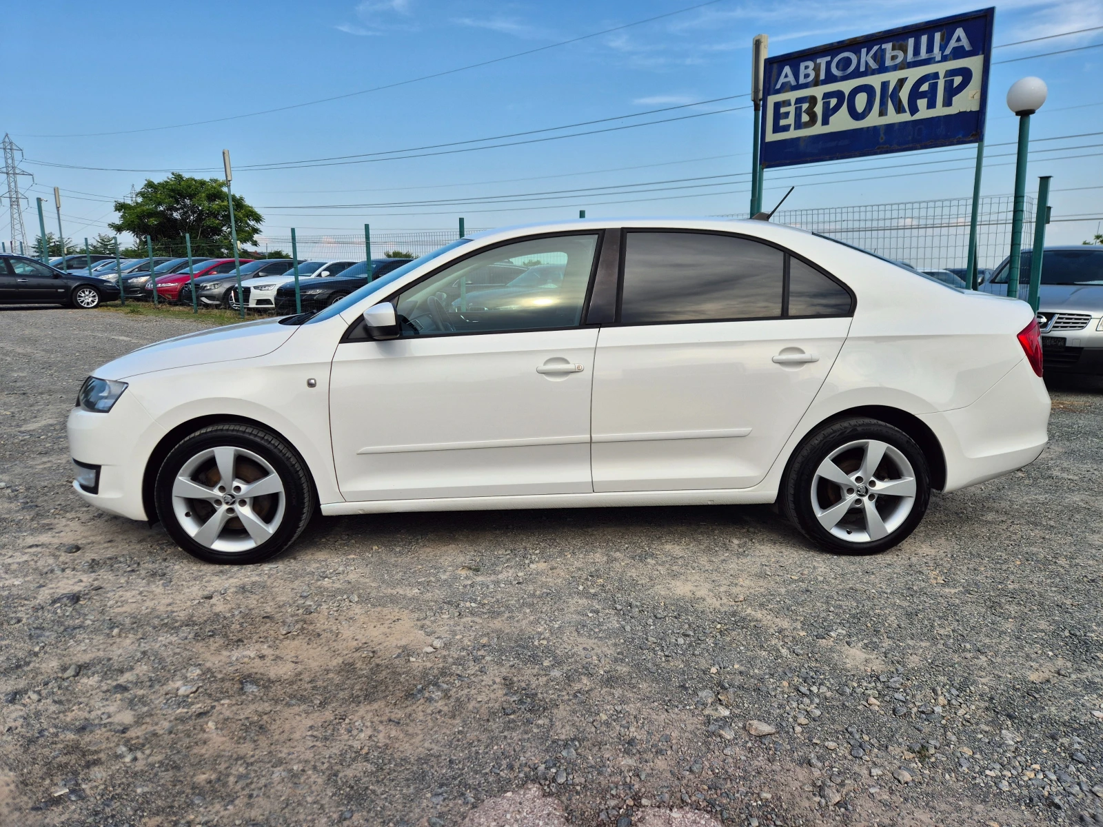 Skoda Rapid 1.6TDI 105к.с. - изображение 2