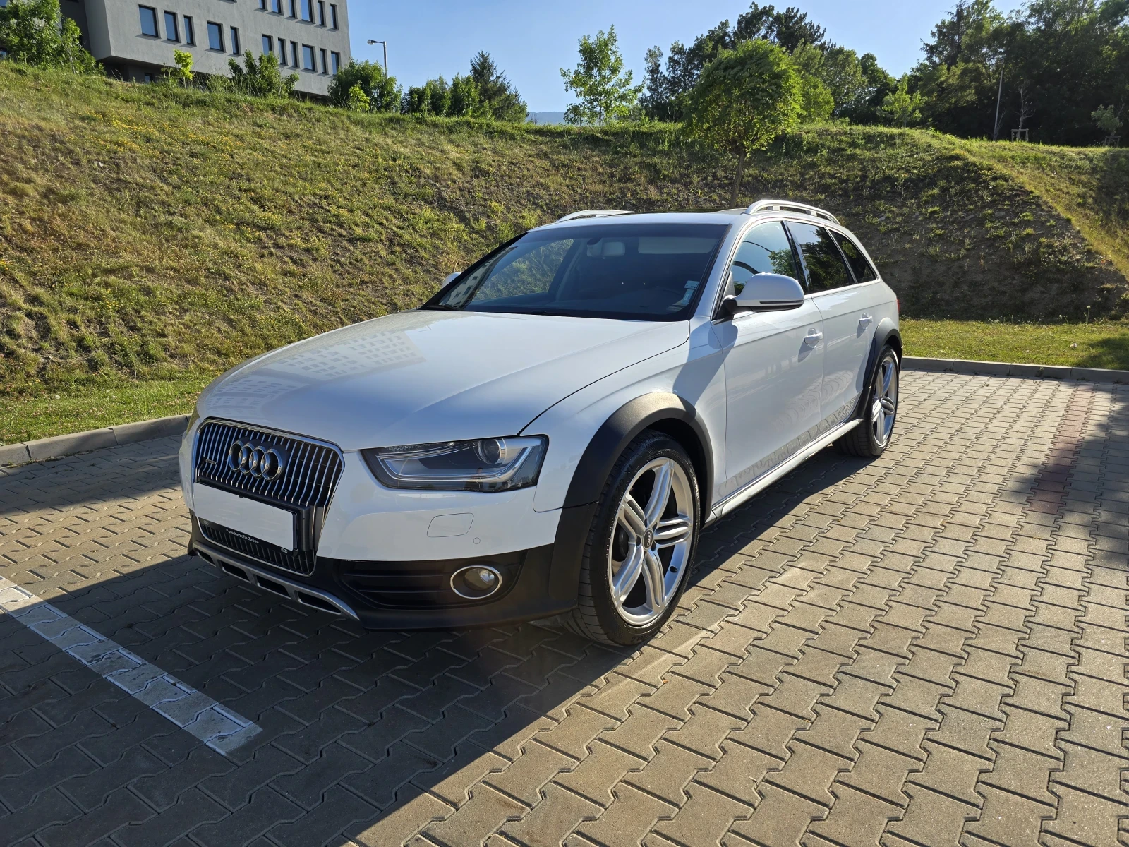 Audi A4 Allroad  - изображение 2