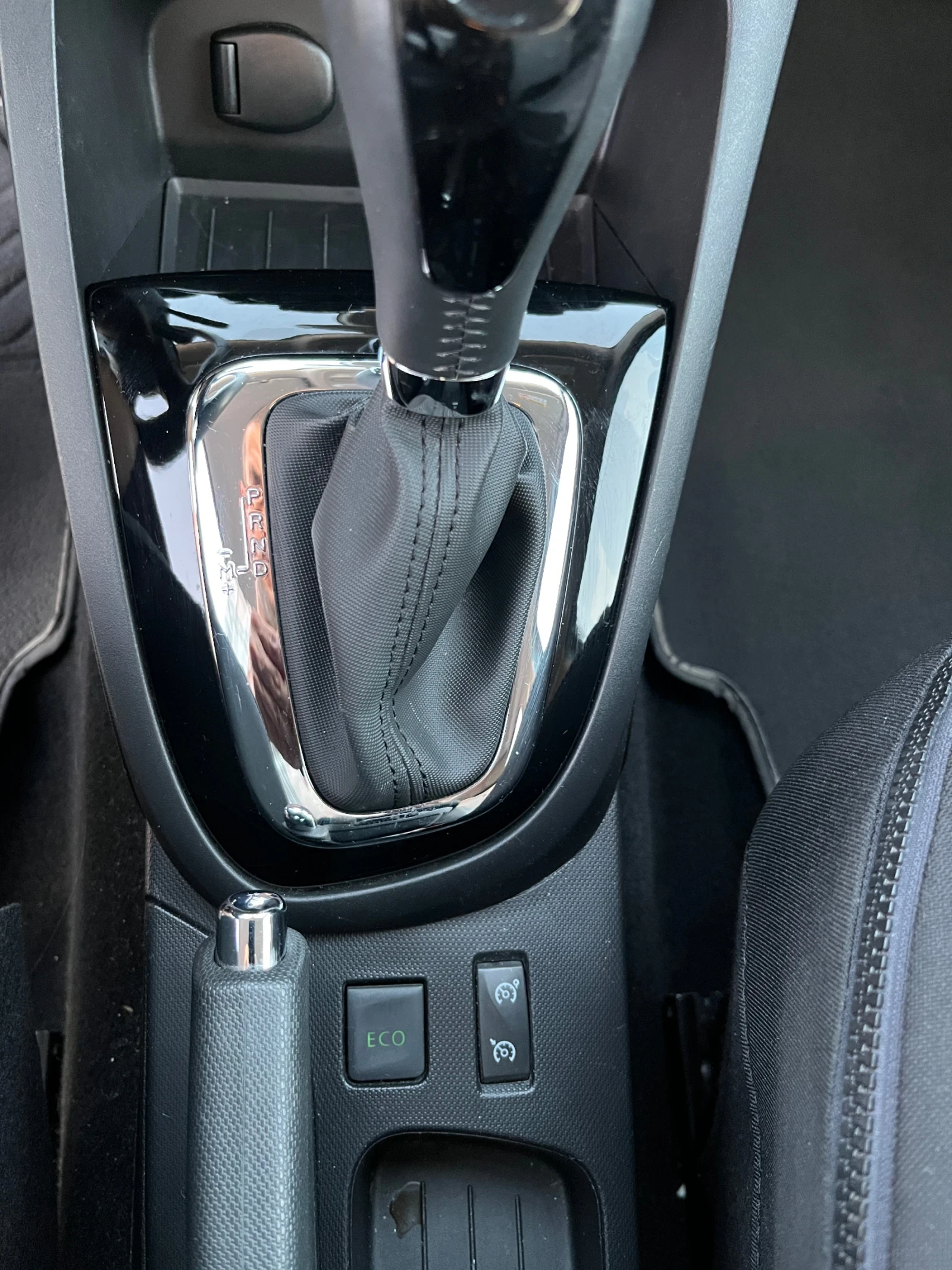 Renault Captur 1.2 | Mobile.bg — изображение 12