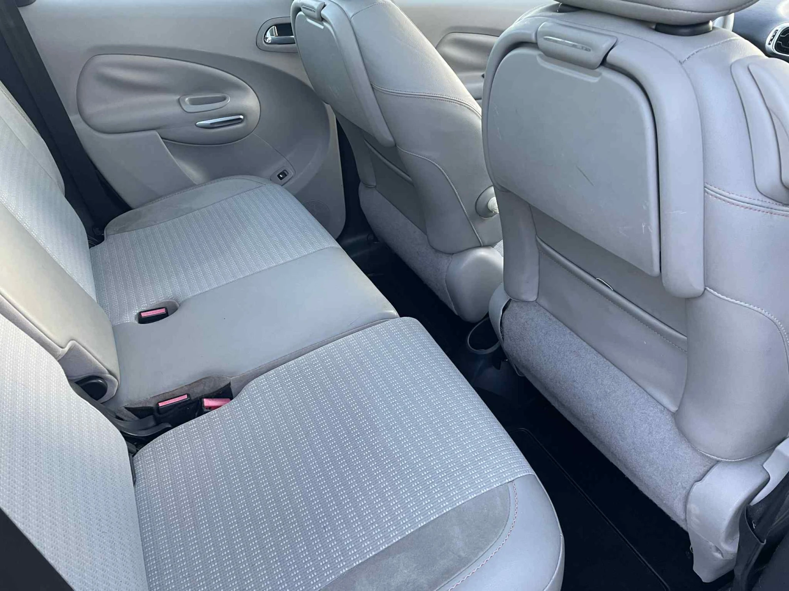 Citroen C3 Picasso 1.6 90кс 🔝 | Mobile.bg — изображение 13