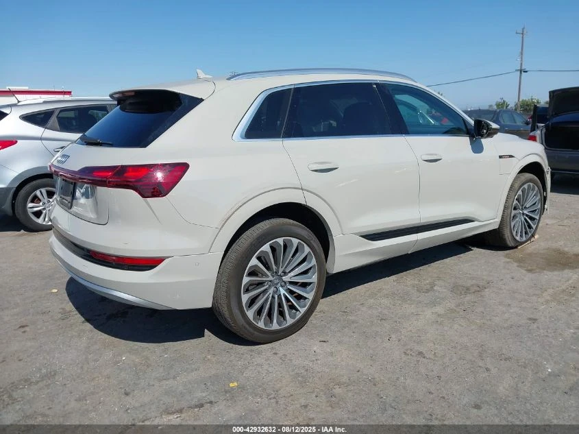 Audi E-Tron U X All Wheel Drive | Mobile.bg   11