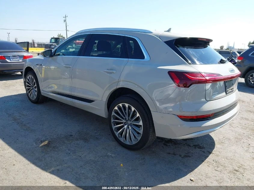 Audi E-Tron U X All Wheel Drive | Mobile.bg   10