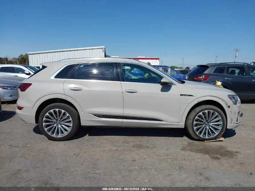 Audi E-Tron U X All Wheel Drive | Mobile.bg   5