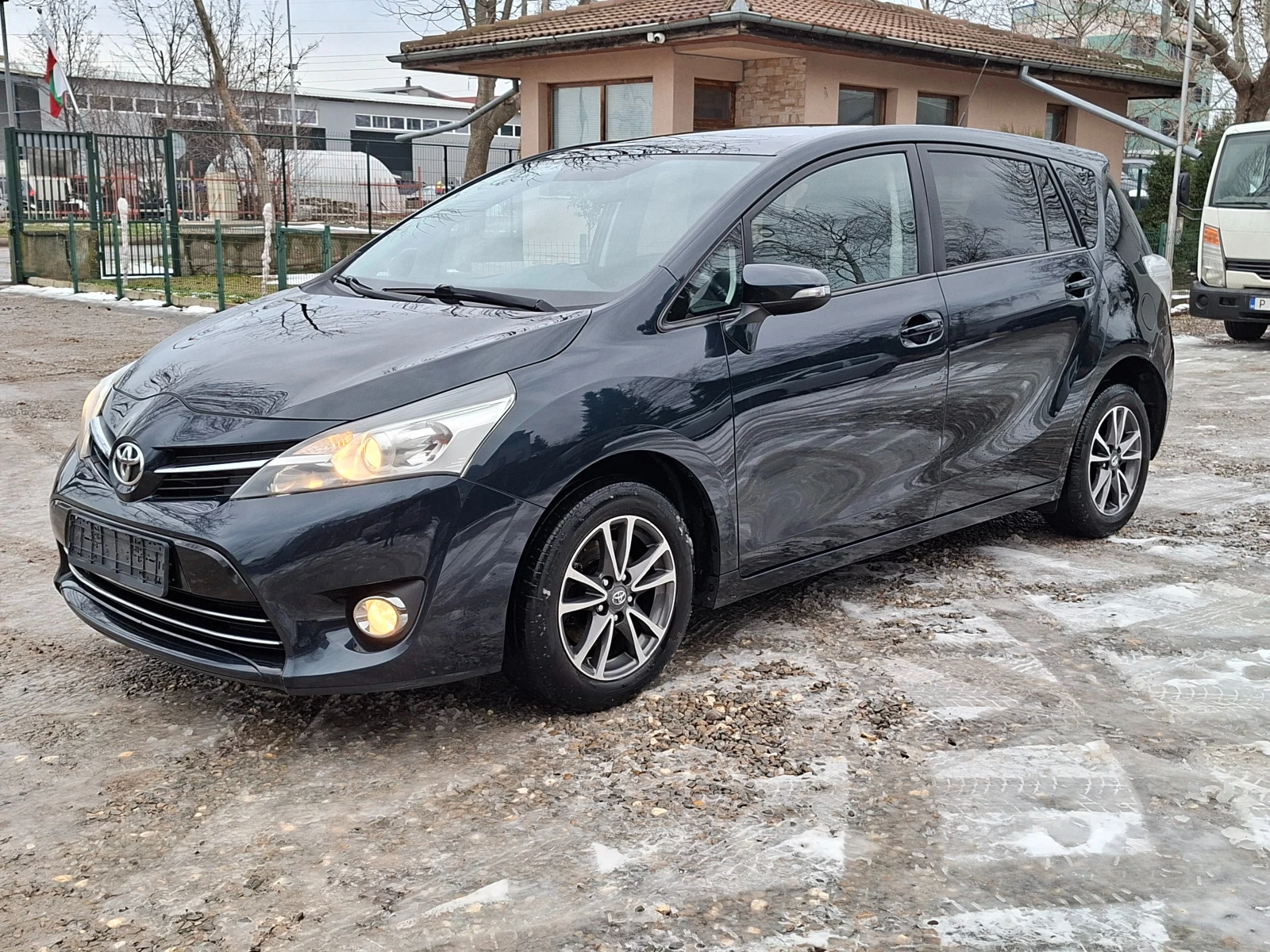 Toyota Verso 2.0D4d 6��. 6+ 1���. ���������* ��������  | Mobile.bg � ����������� 1