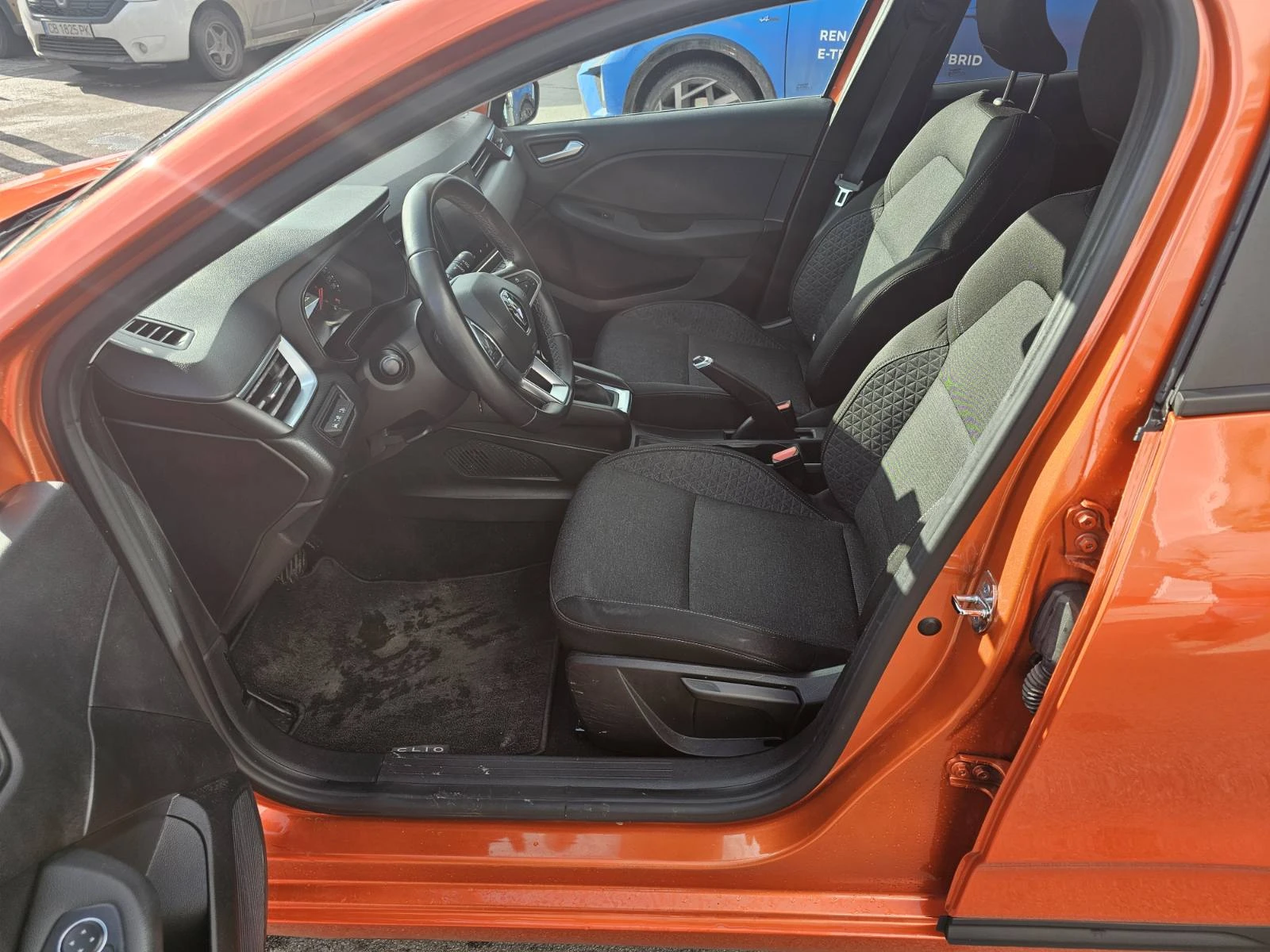 Renault Clio 1.0 TCe 90 Stop&Start EDC, снимка 12 - Автомобили и джипове - 53359134