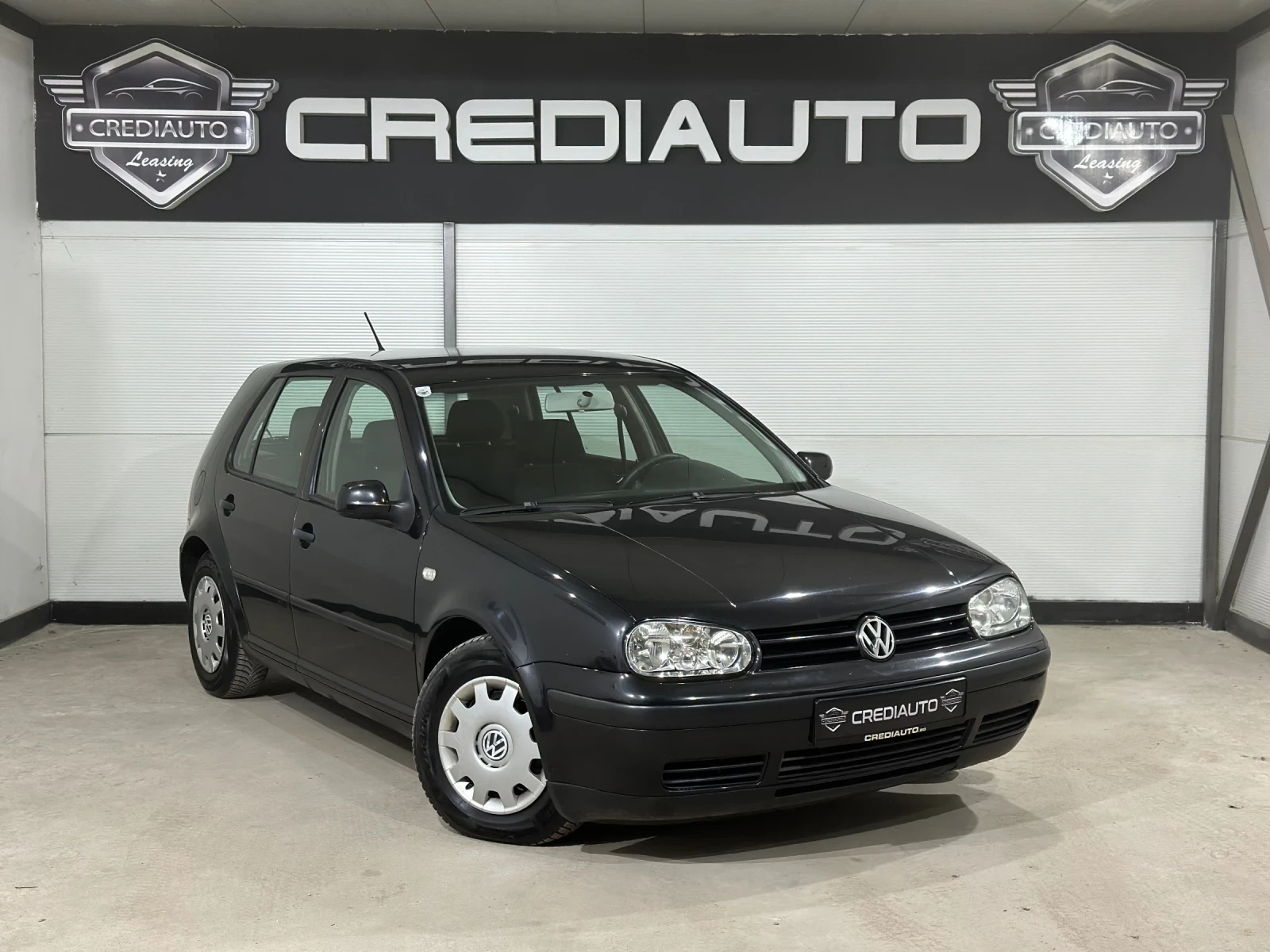 VW Golf 1.9 TDI, снимка 3 - Автомобили и джипове - 53827507