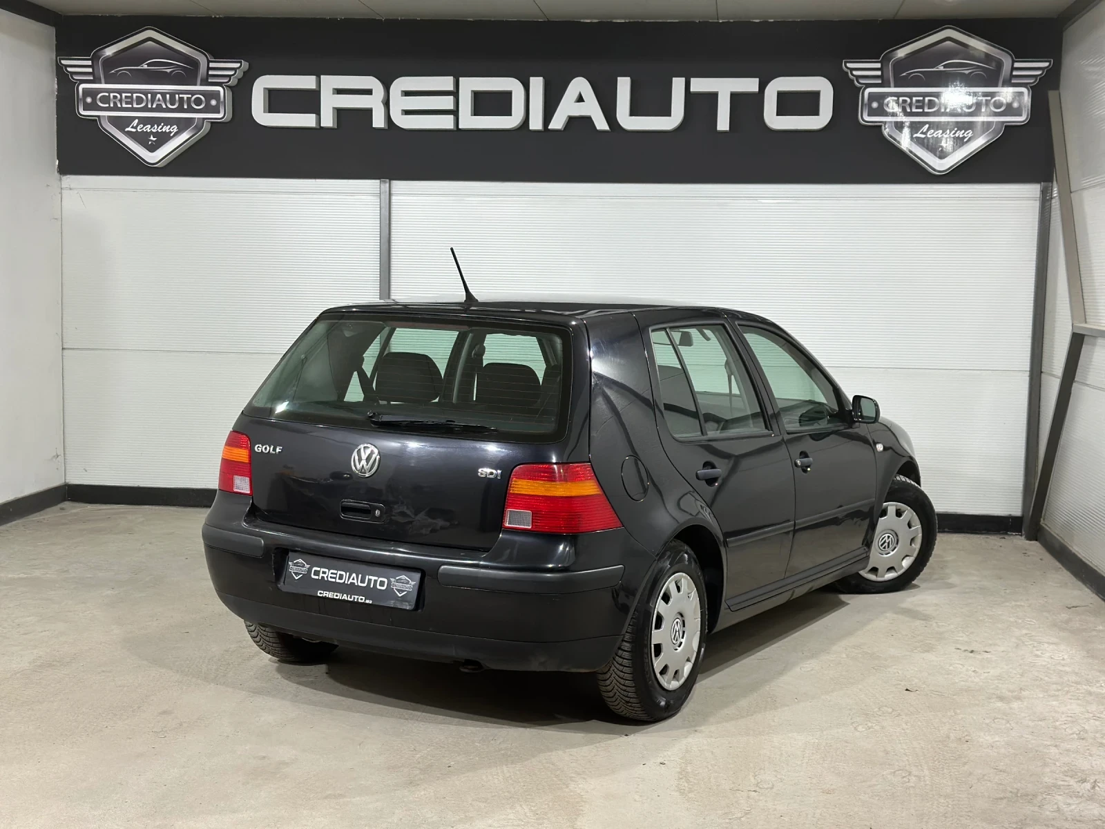 VW Golf 1.9 TDI, снимка 6 - Автомобили и джипове - 53827507