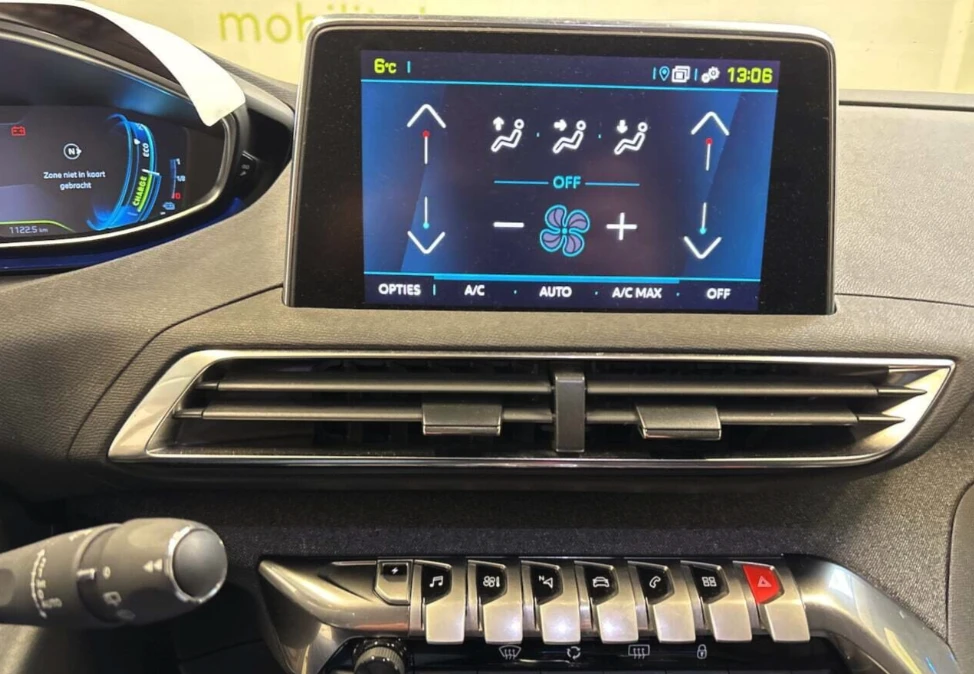 Peugeot 3008 Allure, снимка 8 - Автомобили и джипове - 53903157