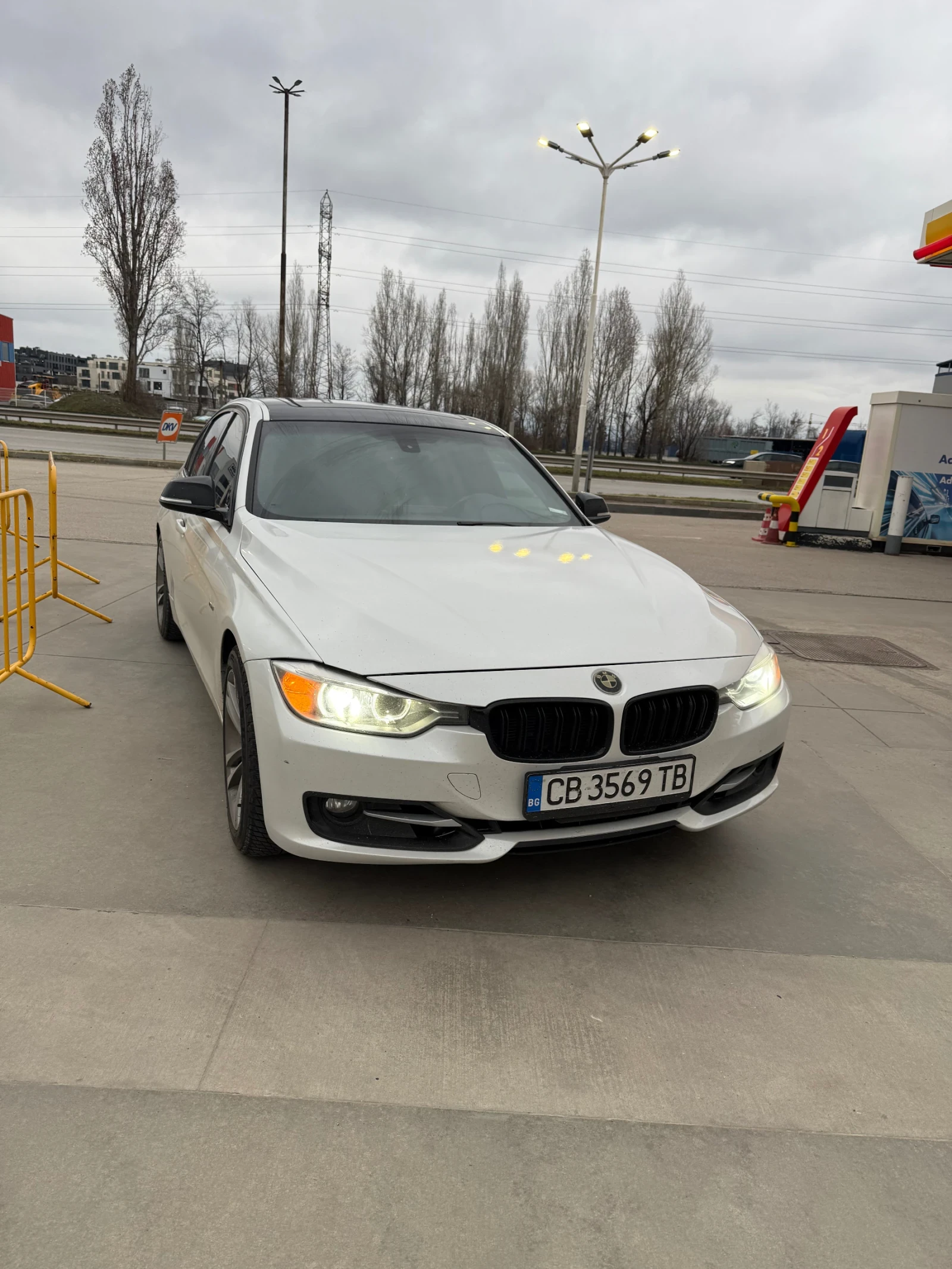 BMW 328 Сменени вериги. Лизинг, снимка 2 - Автомобили и джипове - 54004523