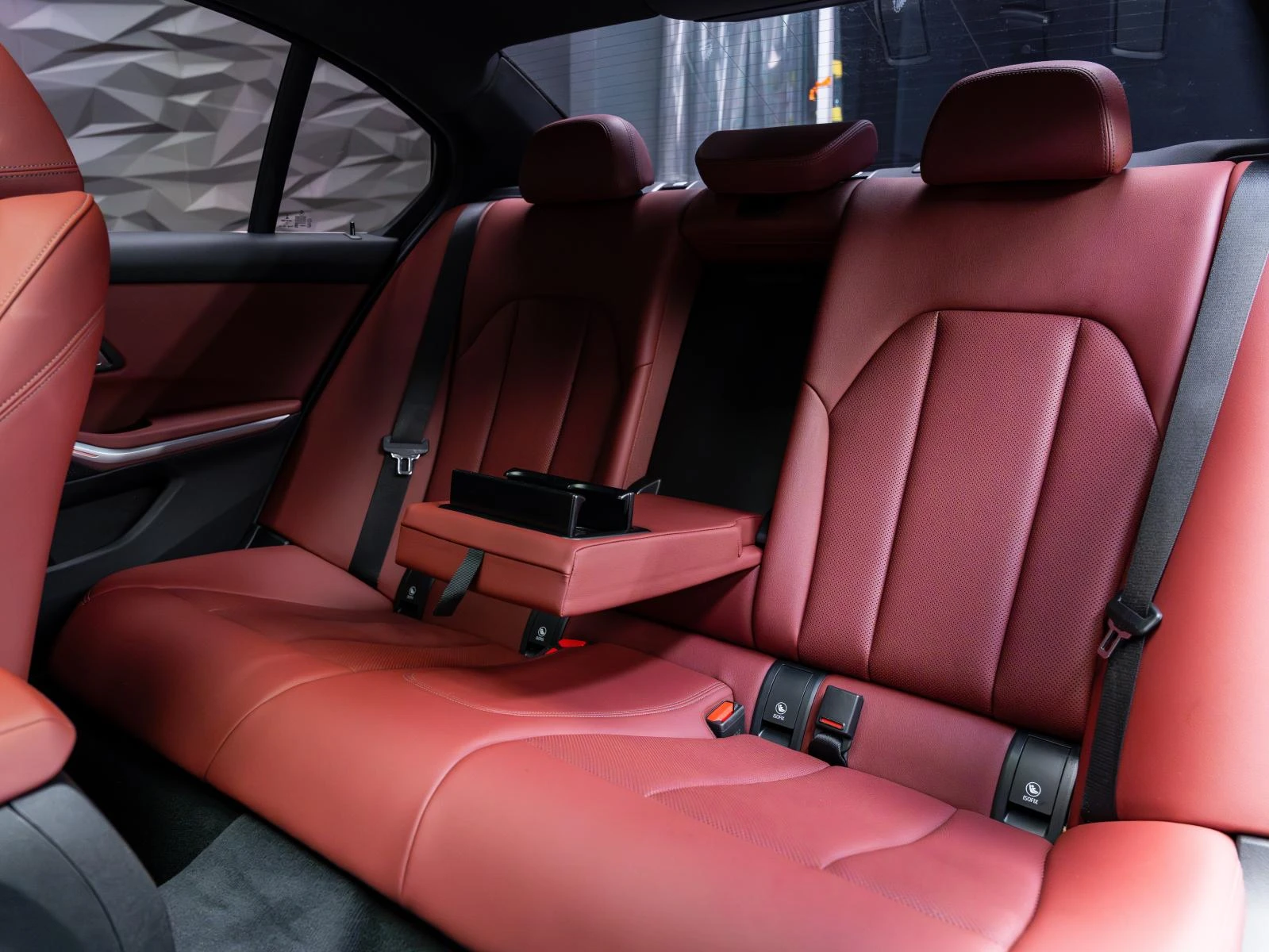 BMW 330 i* HUD* MEMORY* ПОДГРЕВ* CAM* PANO* , снимка 9 - Автомобили и джипове - 54065133