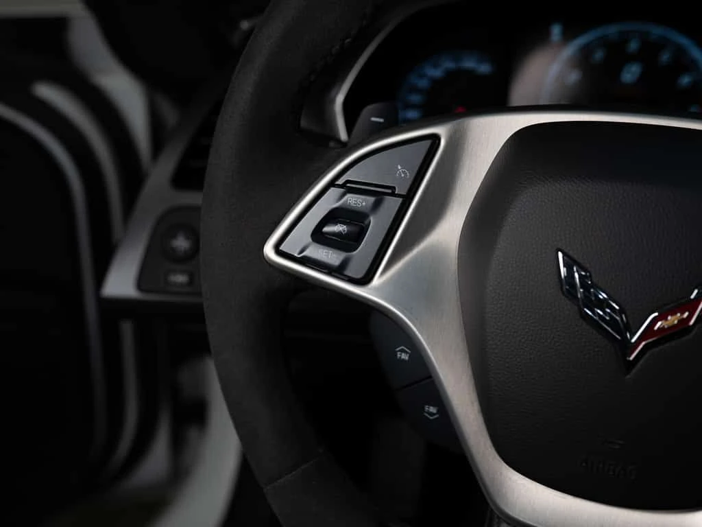 Chevrolet Corvette 2LT | Z51 | CUSTOM EXHAUST | 20 IN  CARFAX, снимка 14 - Автомобили и джипове - 54113513