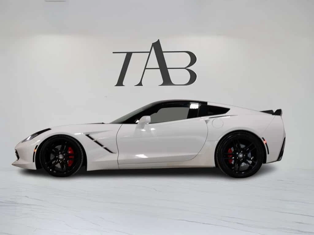 Chevrolet Corvette 2LT | Z51 | CUSTOM EXHAUST | 20 IN  CARFAX, снимка 11 - Автомобили и джипове - 54113513